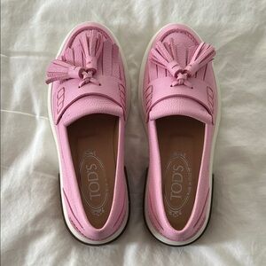 Tod's Light Pink Leather Loafers - size 35